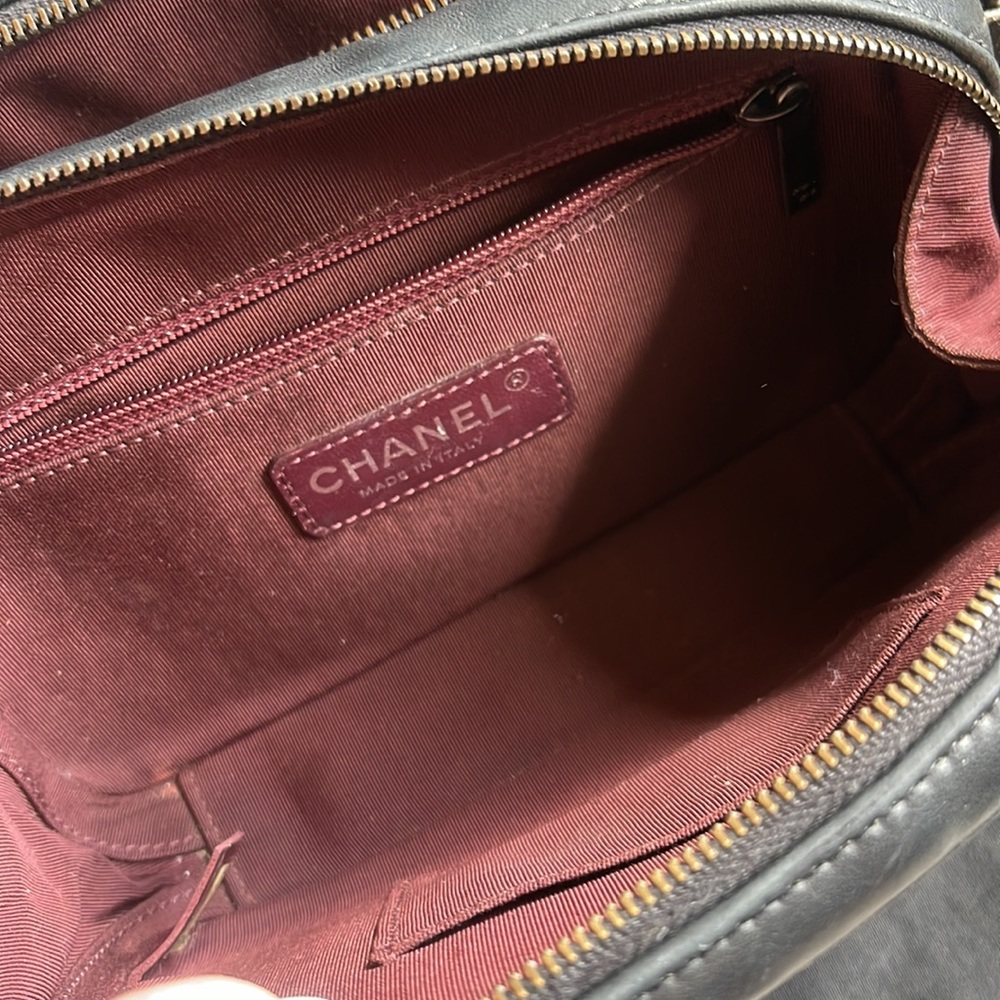 Chanel camera case - Picture 7 of 13